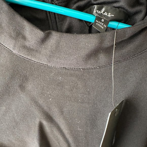 Lulu's Black Lace Long Sleeve Bodycon Dress, Size Small - Picture 6 of 7